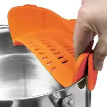 Easy Clip-On Kitchen Strainer